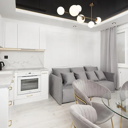 Luksusowy Apartament W Poblizu Basen,Galeria,Silownia,Lotnisko 8Min Radom Exterior photo