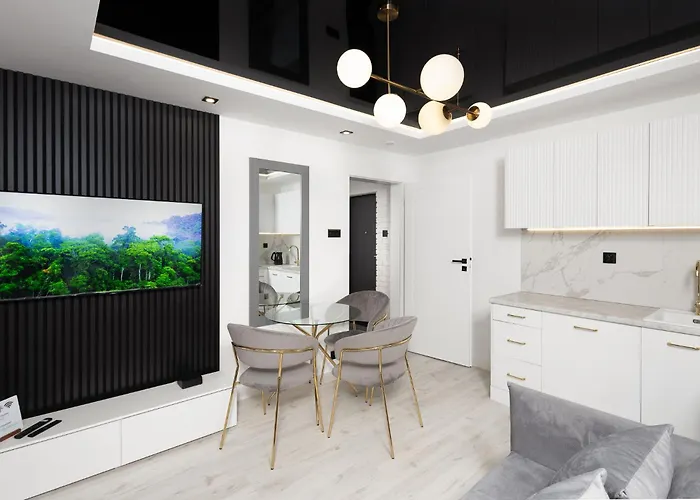 Luksusowy Apartament W Poblizu Basen,Galeria,Silownia,Lotnisko 8Min