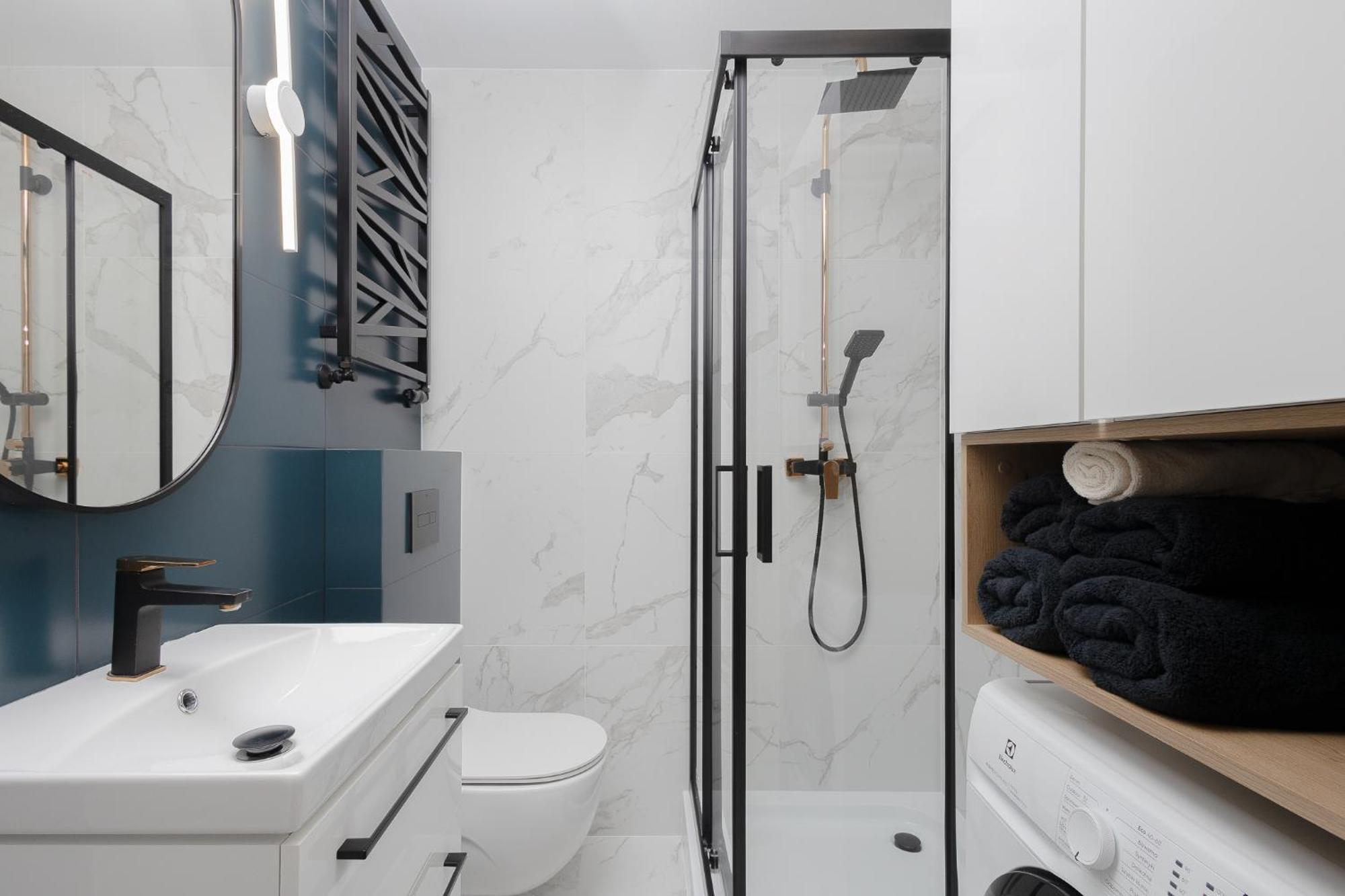 Apartment Luksusowy W Poblizu Basen,galeria,silownia,lotnisko 8min *